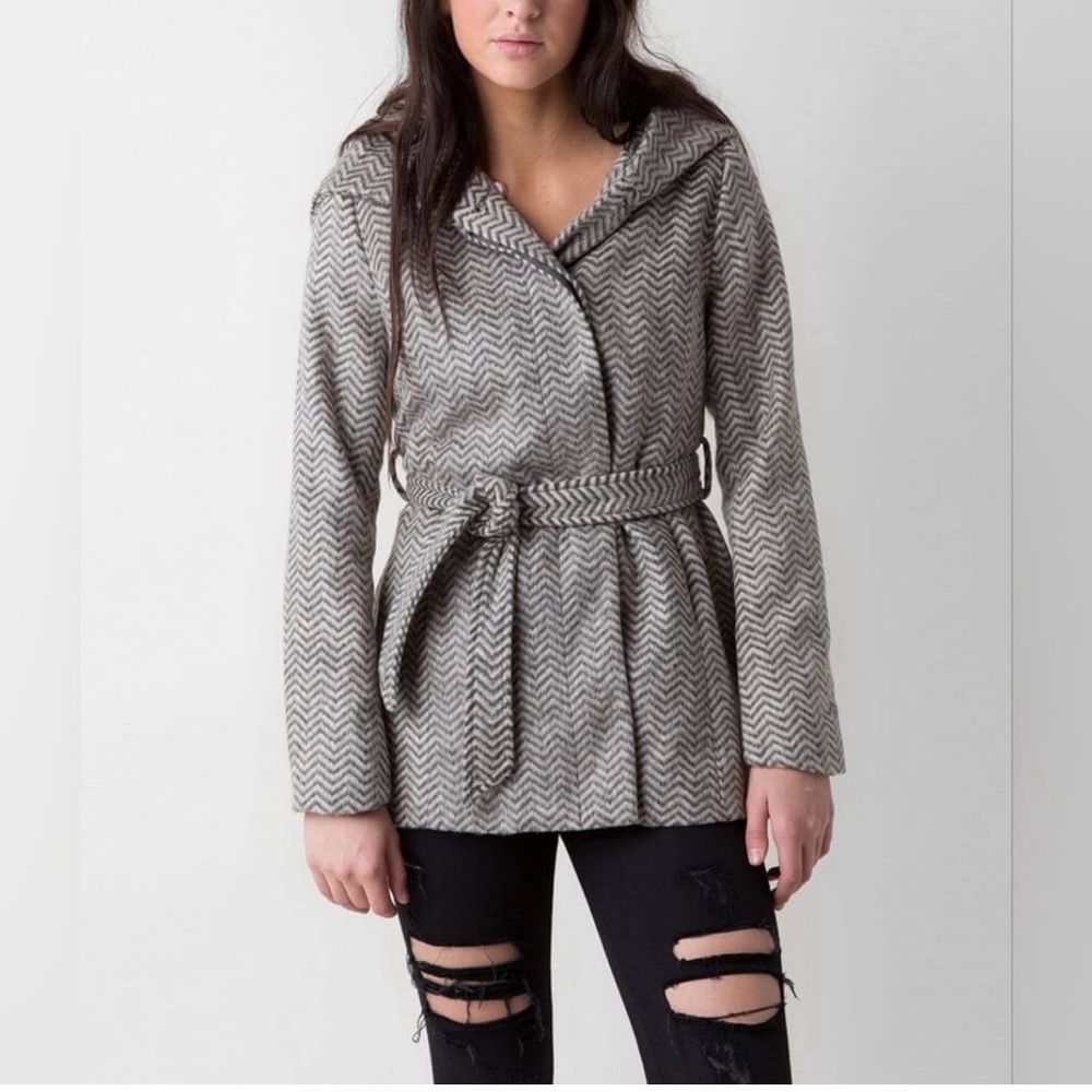 Coffee Shop Peacoat